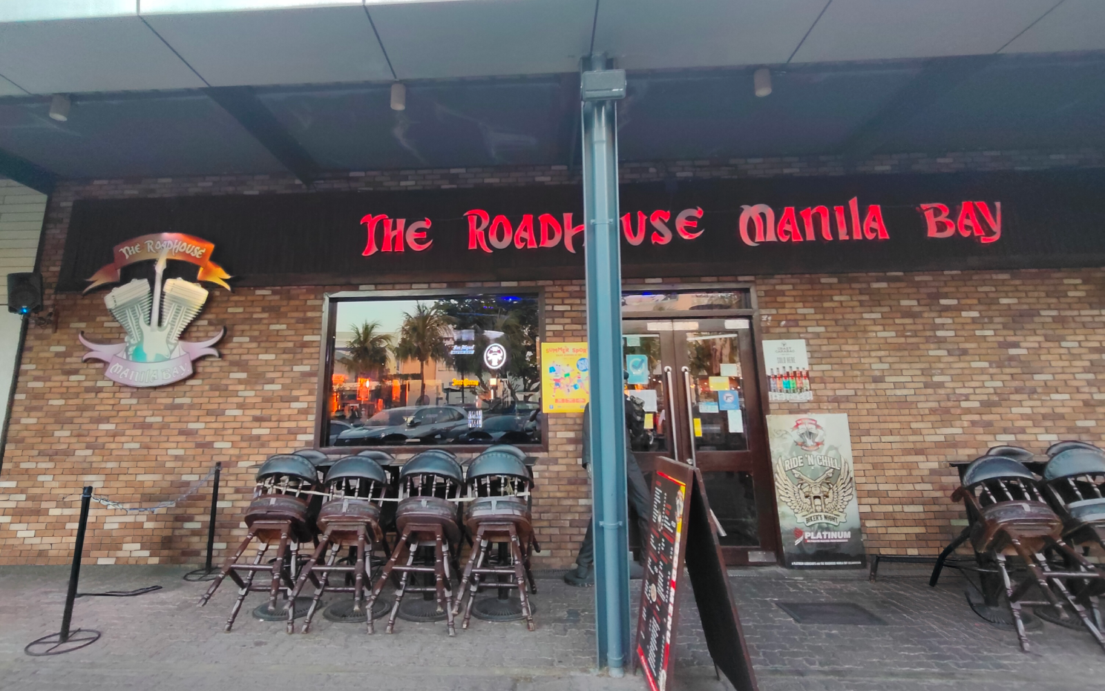 THE ROADHOUSE MANILA BAY in SM Mall of Asia